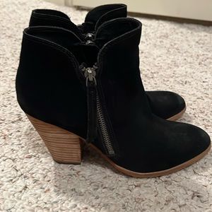 Dolce Vita booties